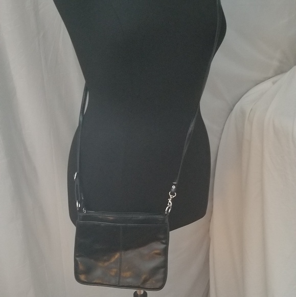 Black crossbody multi compartment travel bag purse - Picture 7 of 8